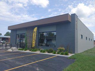 CENTURY 21 Circle