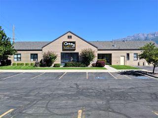 CENTURY 21 Bushnell