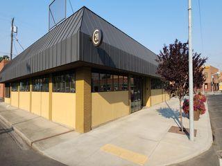 CENTURY 21 Price Right
