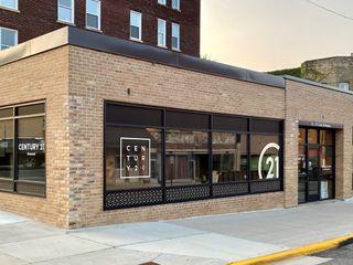 CENTURY 21 Atwood