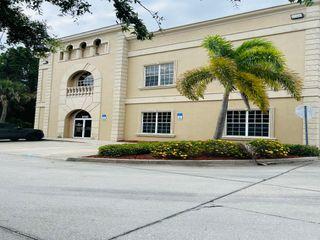 CENTURY 21 Lighthouse Realty