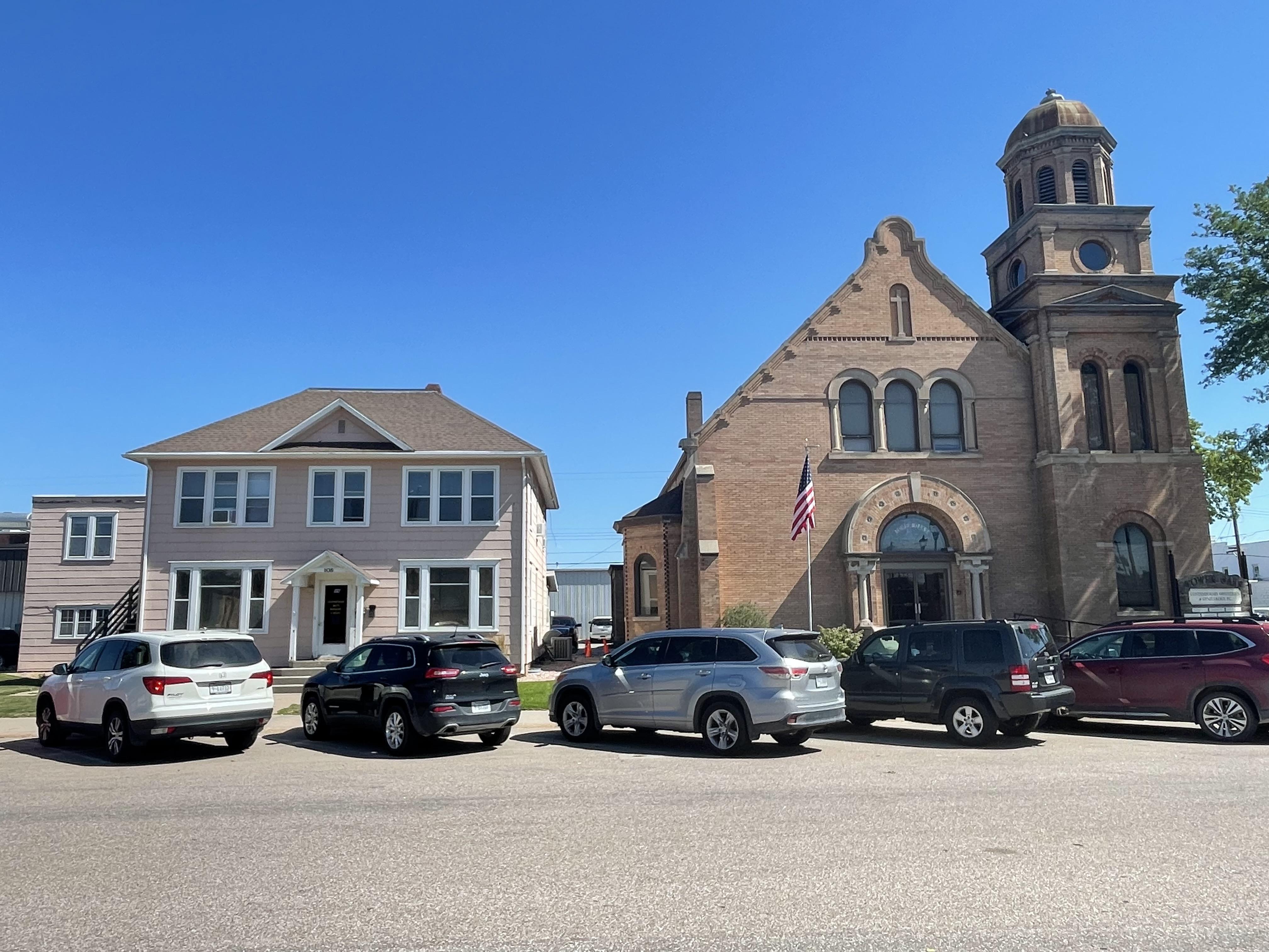 Property Image for 101 W 24th Street