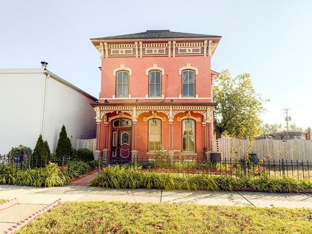 Property Image for 208 S 9th ST