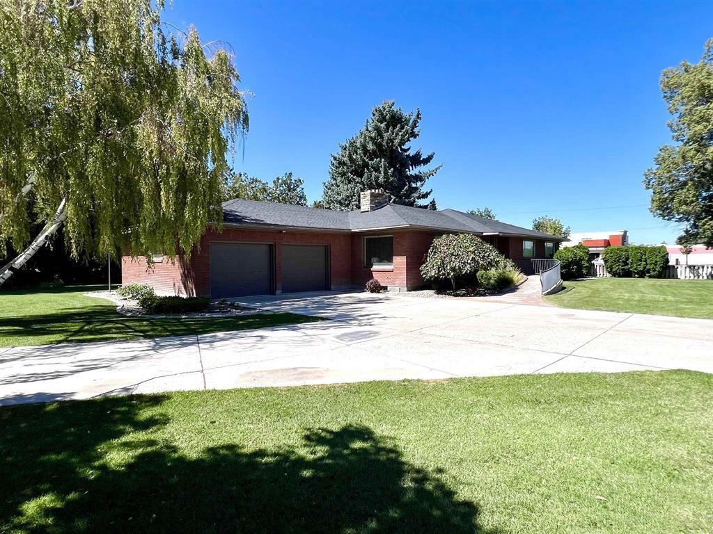Property Image for 2240 Overland Ave