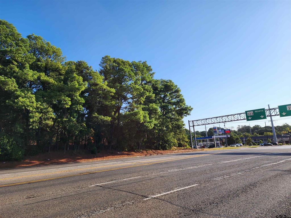 Property Image for 440 Whiteside Rd