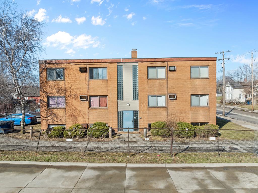 Property Image for 3250 E 49th Street