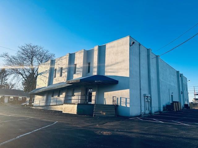 Property Image for 919 9th St