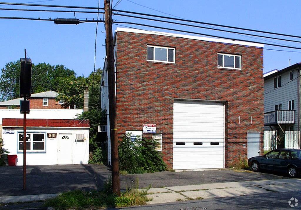 Property Image for 165 Hackensack St