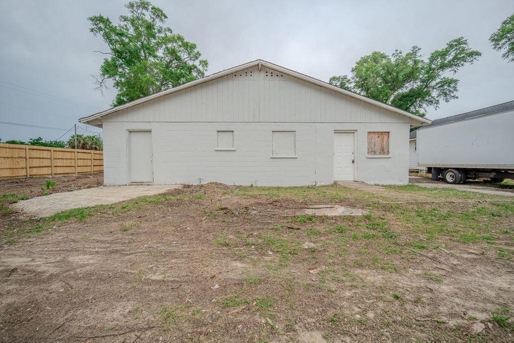 Property Image for 2401 N E St