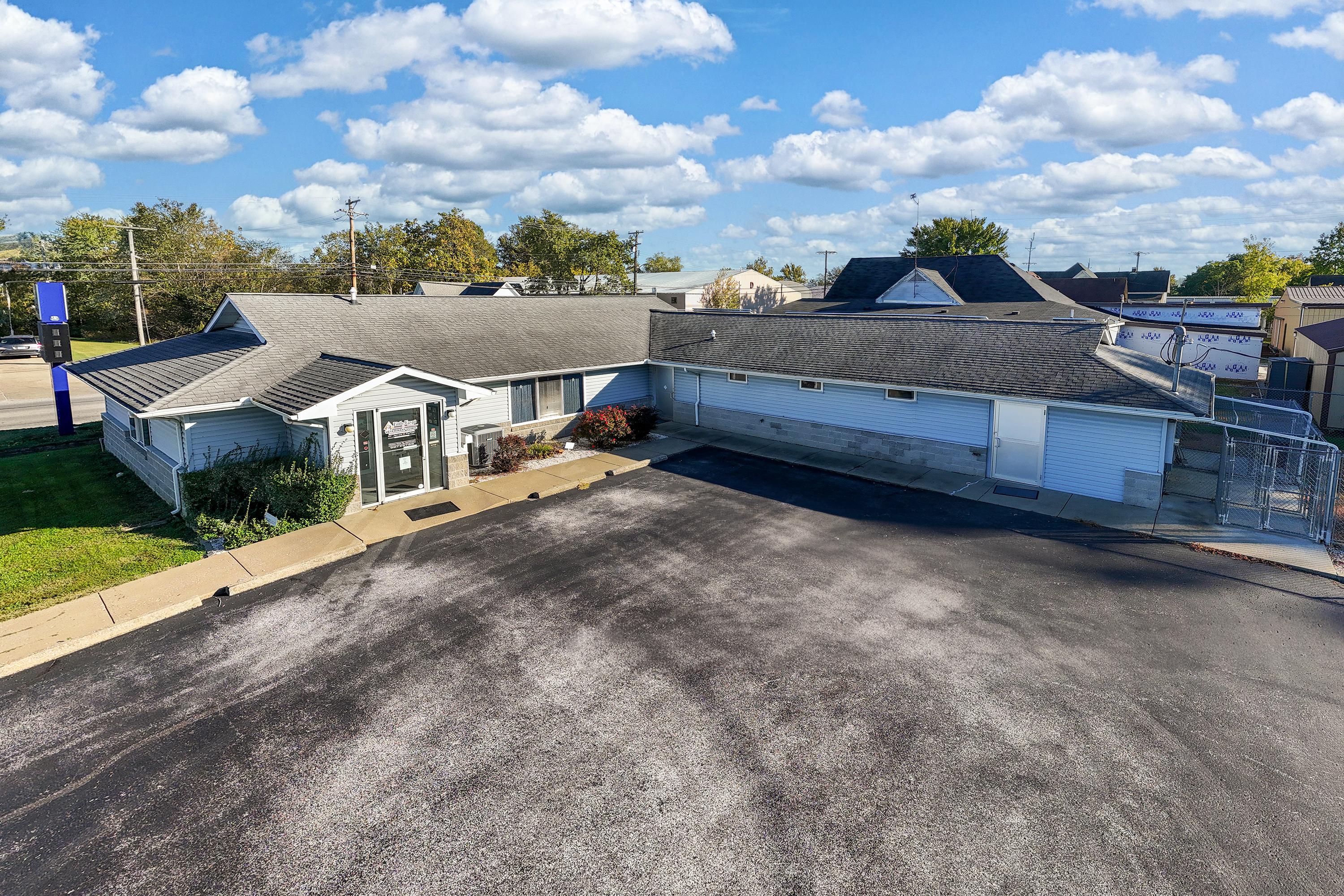 Property Image for 602 S. Court Street