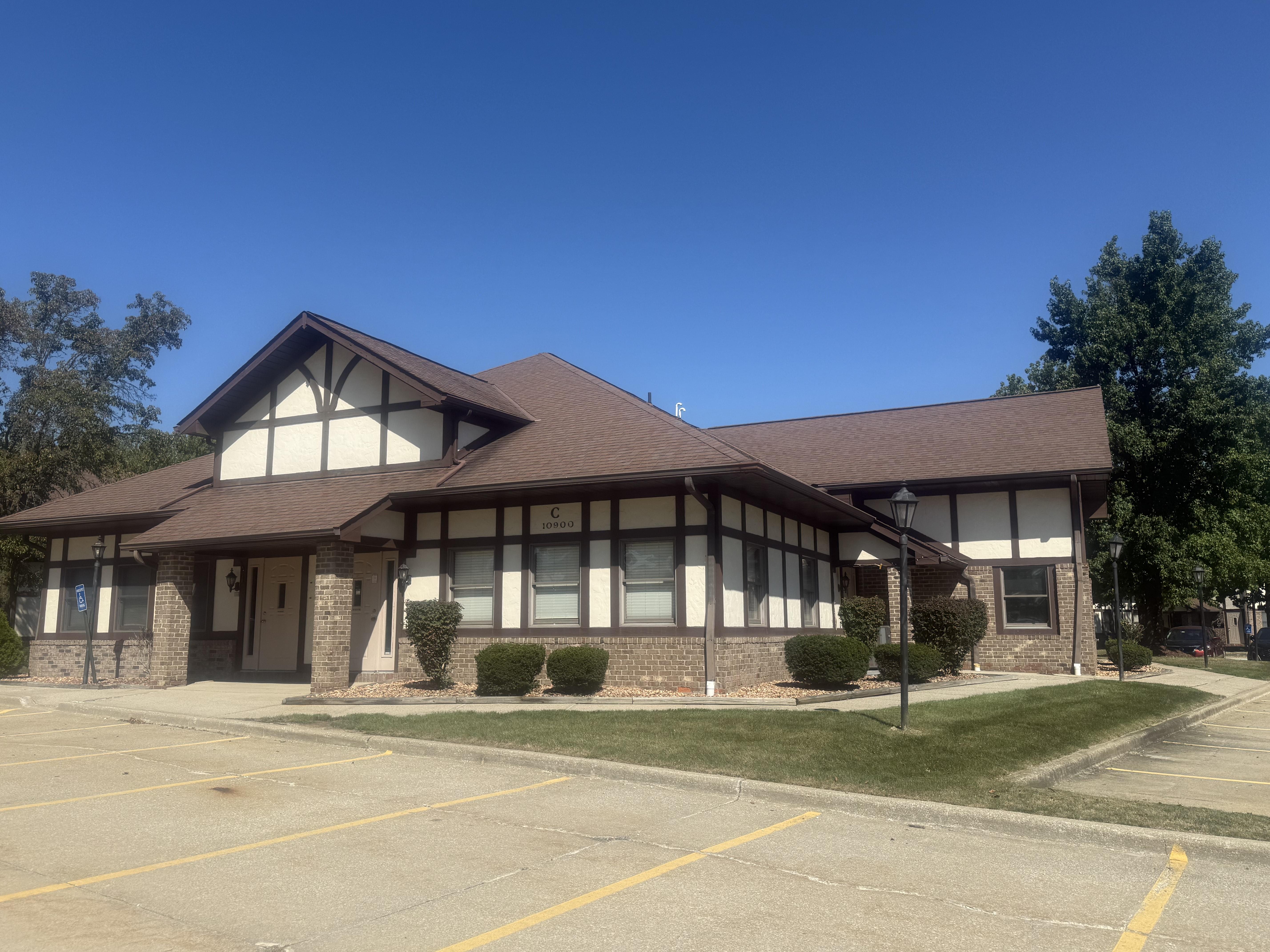 Property Image for 10900 Pearl Rd. #C2