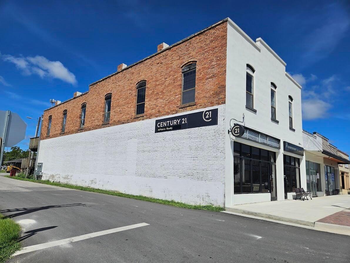 Property Image for 102 Main Street