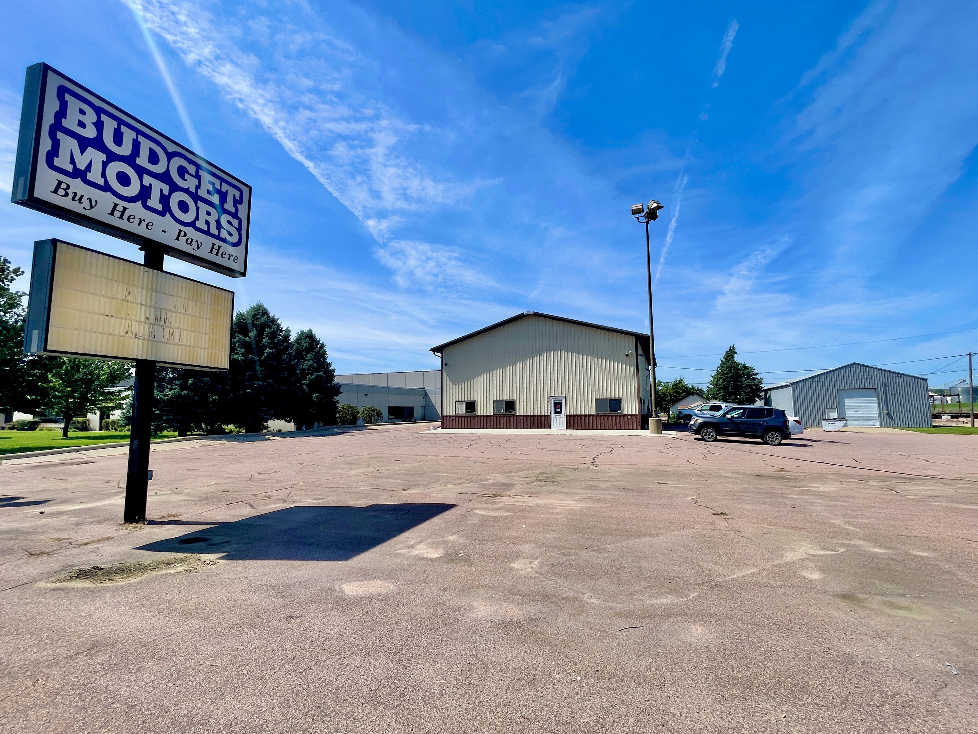 Property Image for 817 Lewis Blvd, Et Al