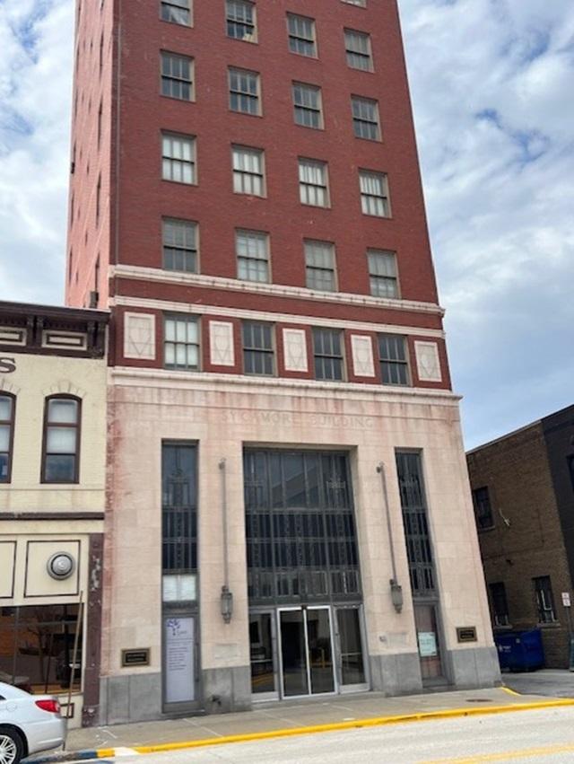 Property Image for 19 S 6th ST