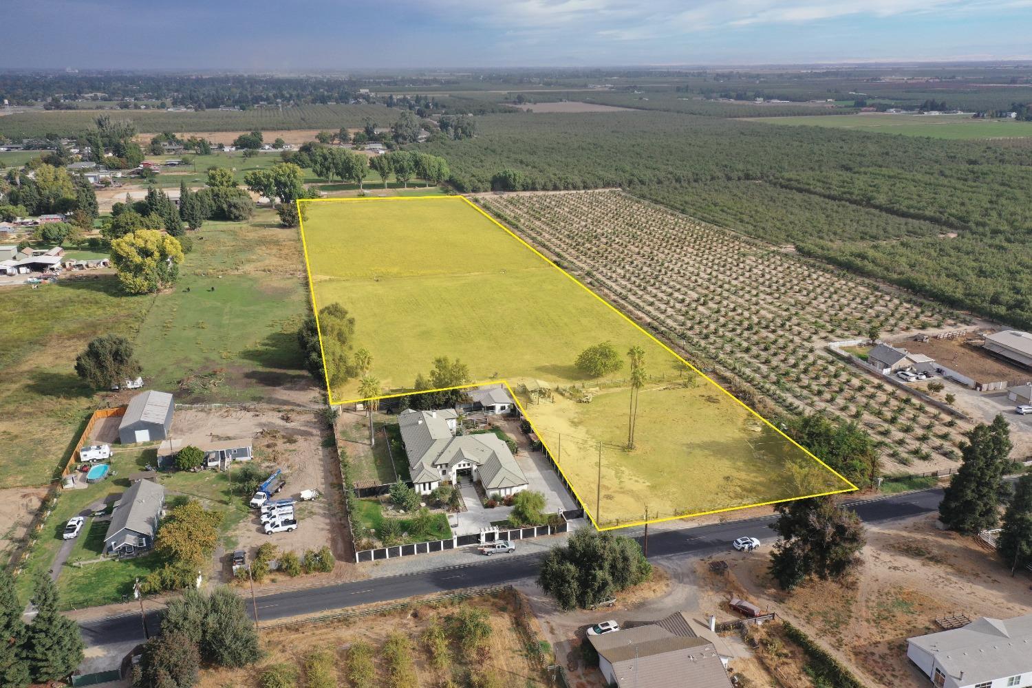 Property Image for 2607 E Linwood Avenue