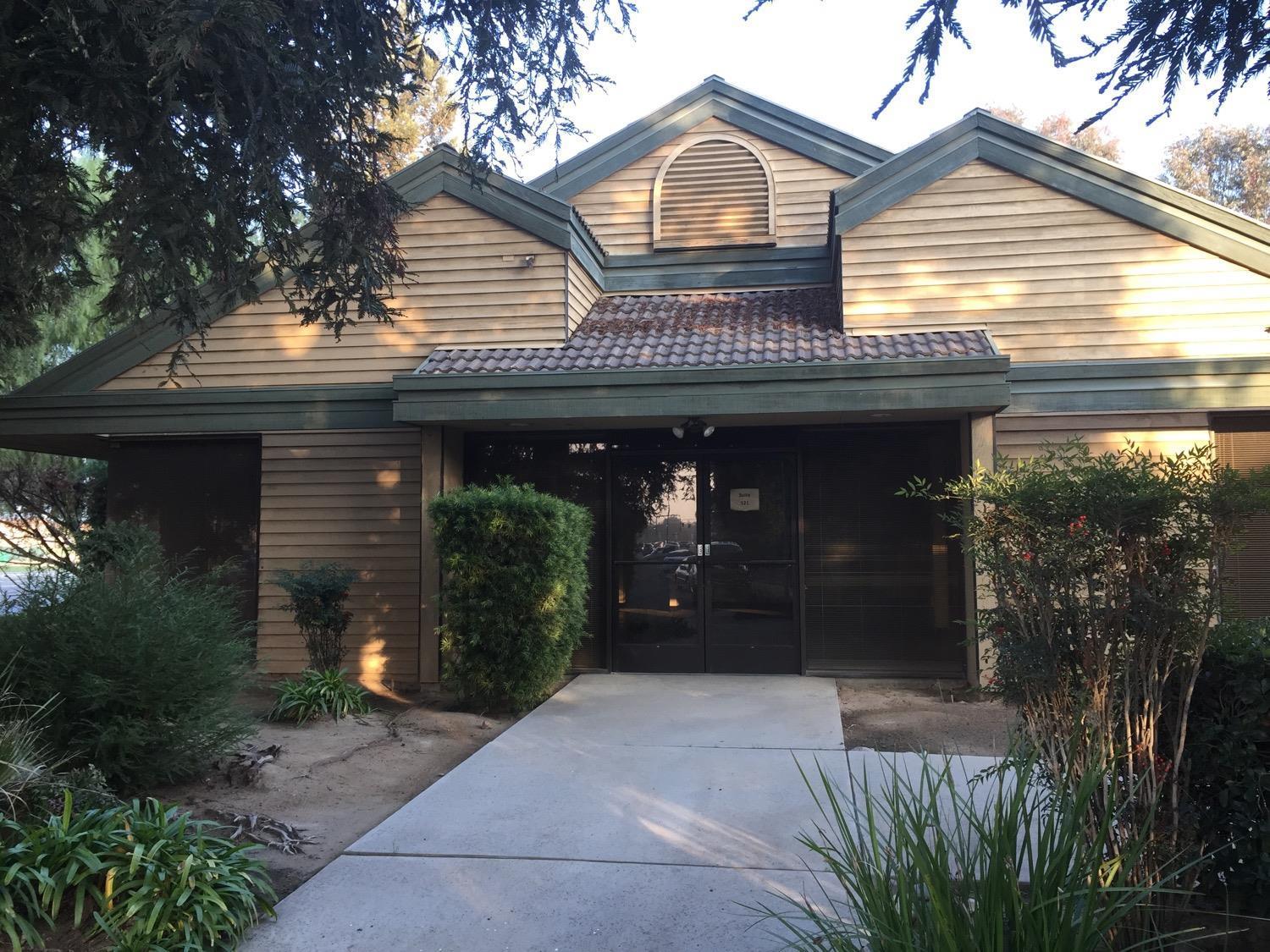 Property Image for 2743 E Shaw Avenue