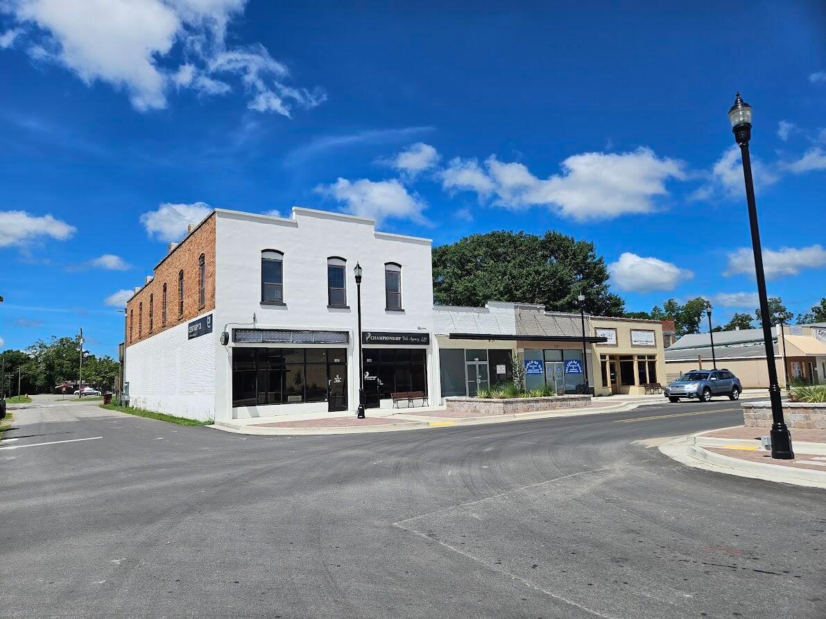 Property Image for 102 Main Street