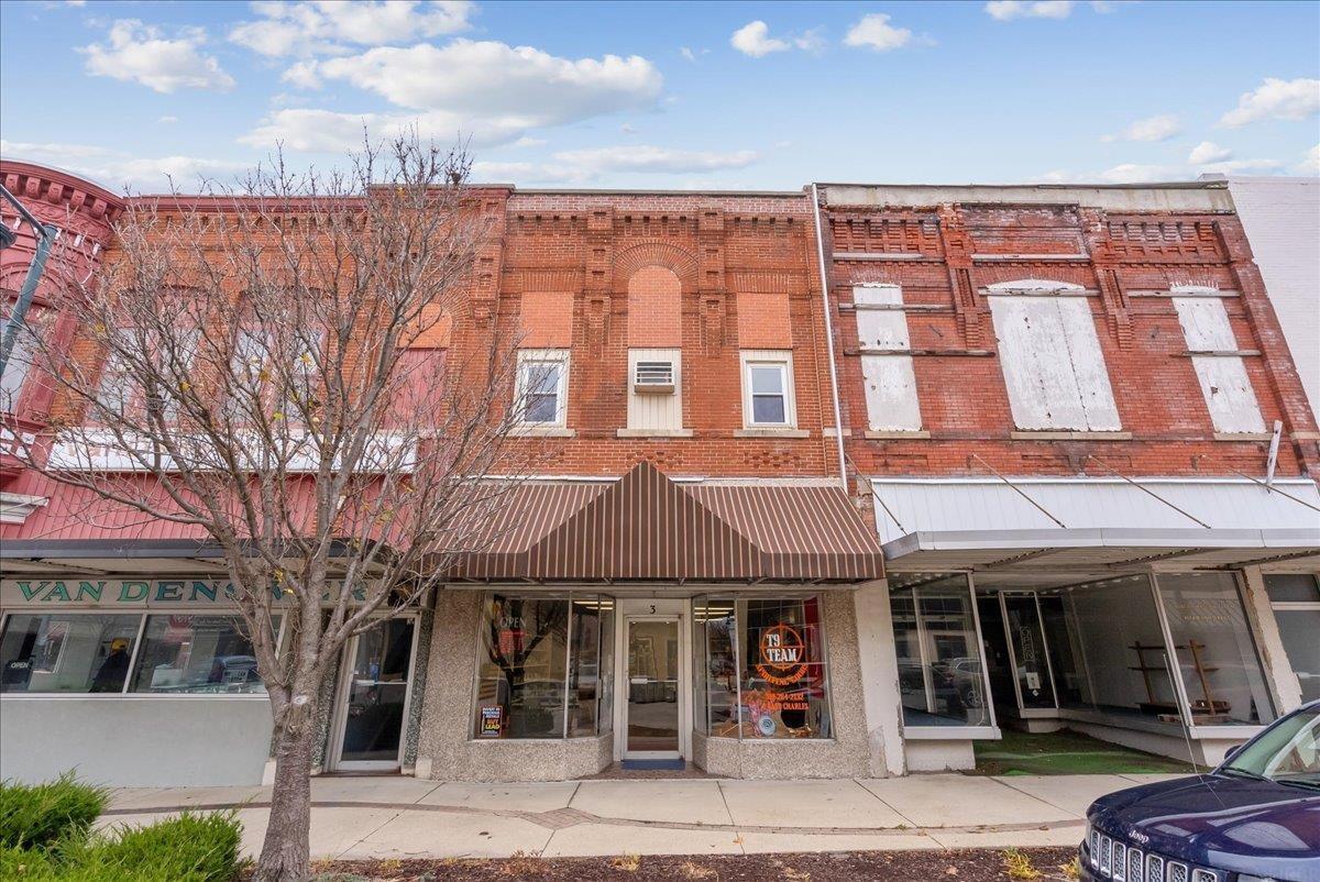 Property Image for 3 E Charles