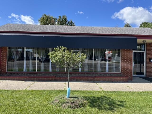 Property Image for 16100 Moross Road