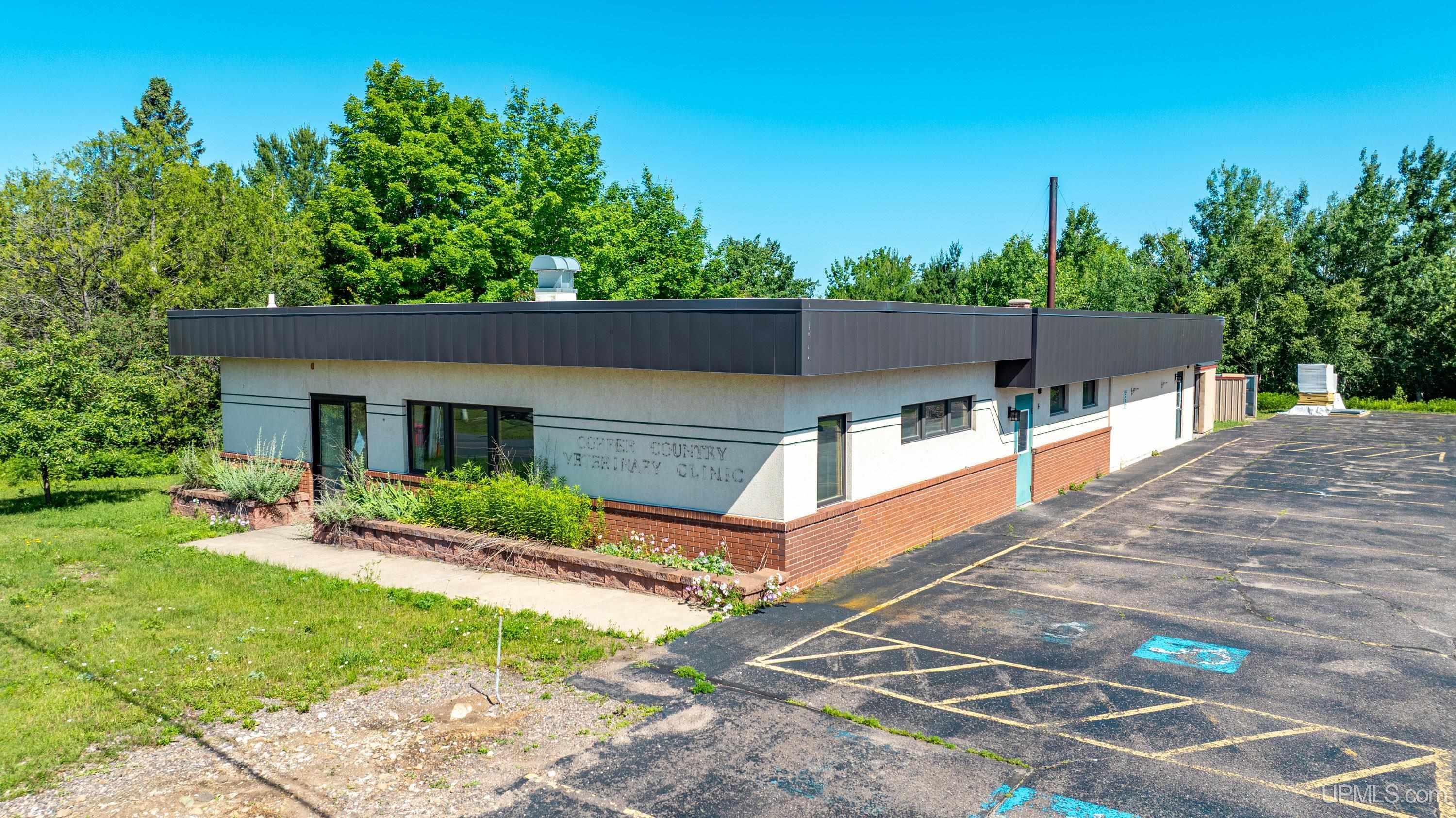 Property Image for 904 W Sharon
