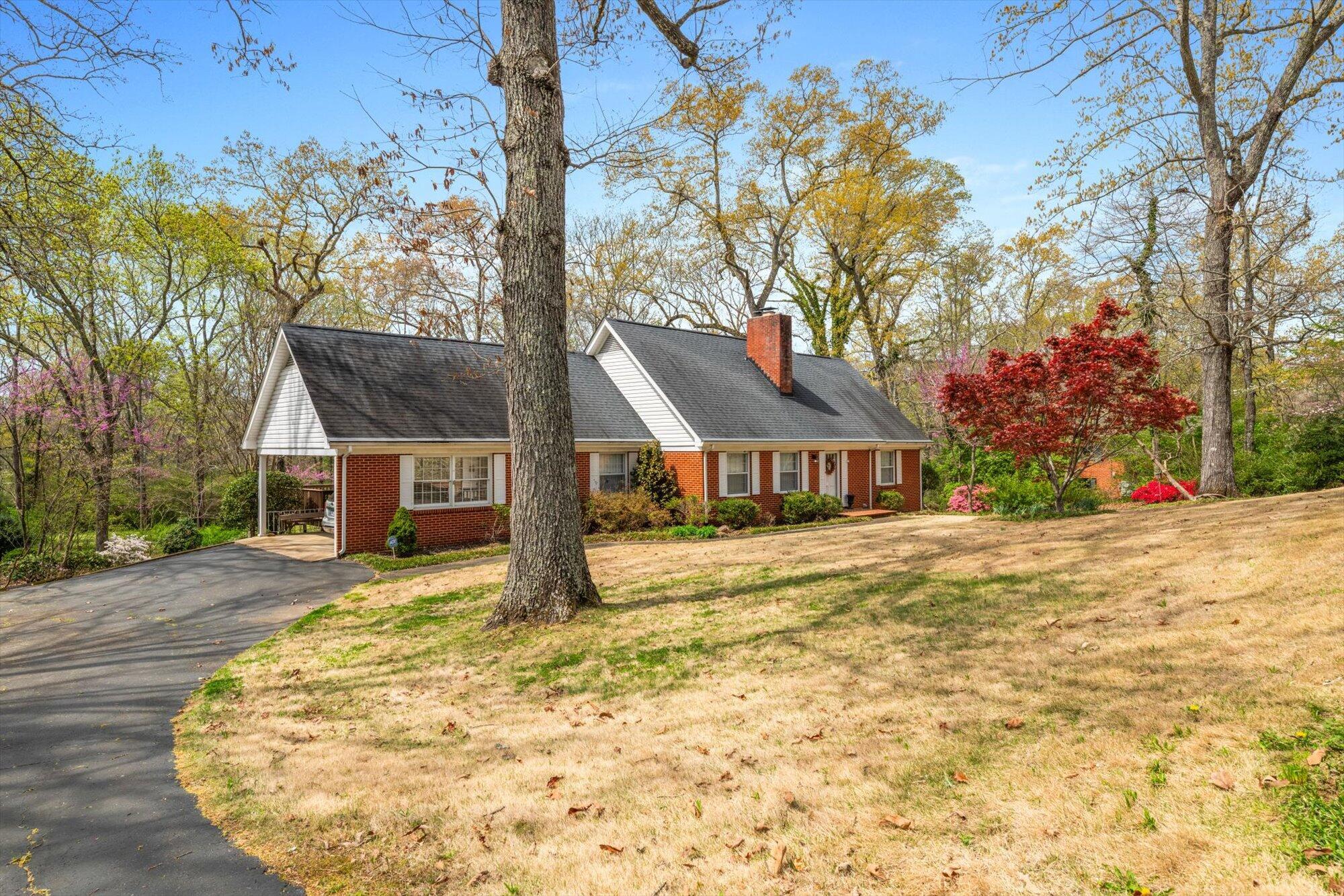 Kimberly Passmore, CENTURY 21 Real Estate Agent in Athens, TN