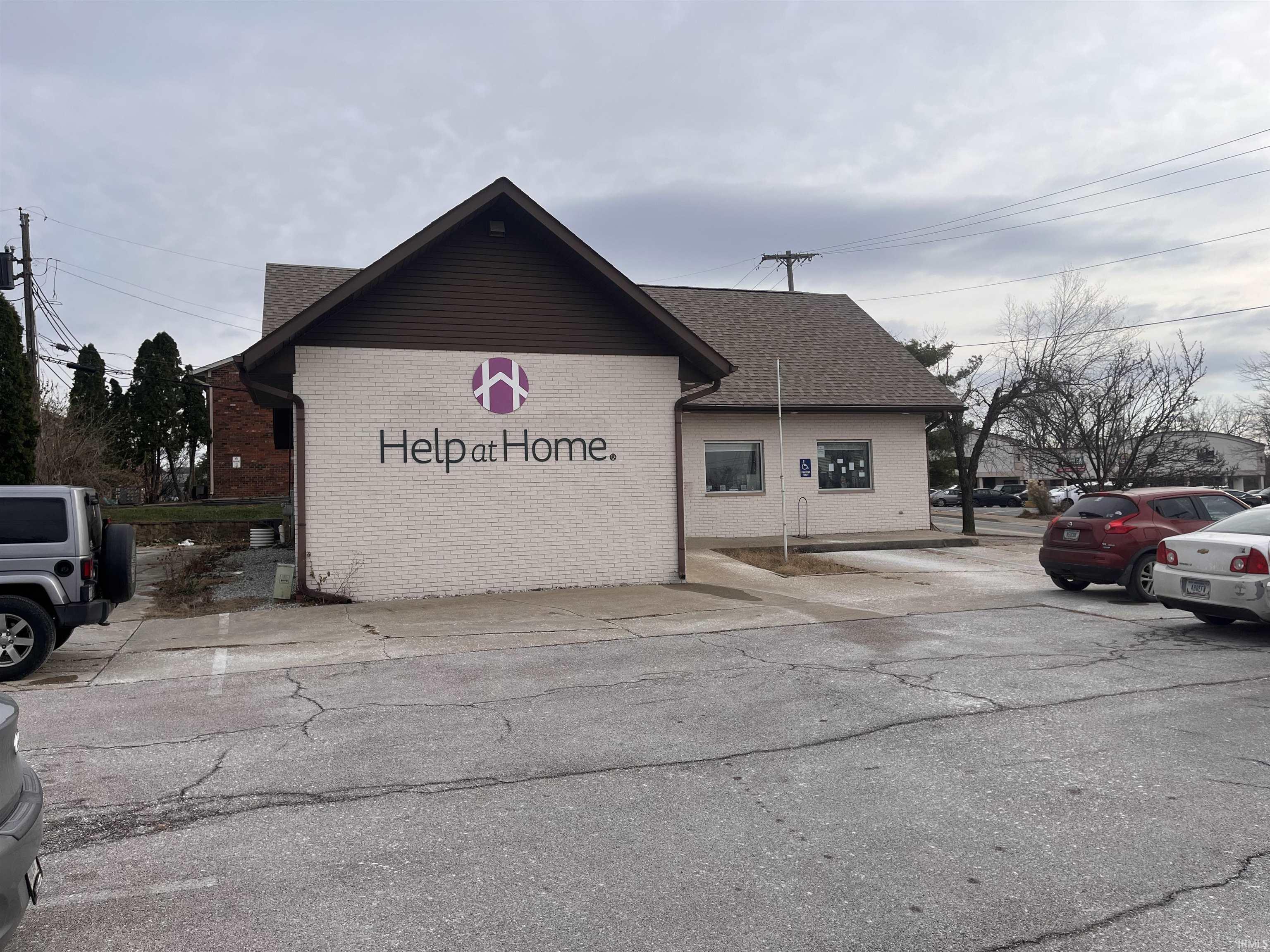 Property Image for 1815 S Walnut Street