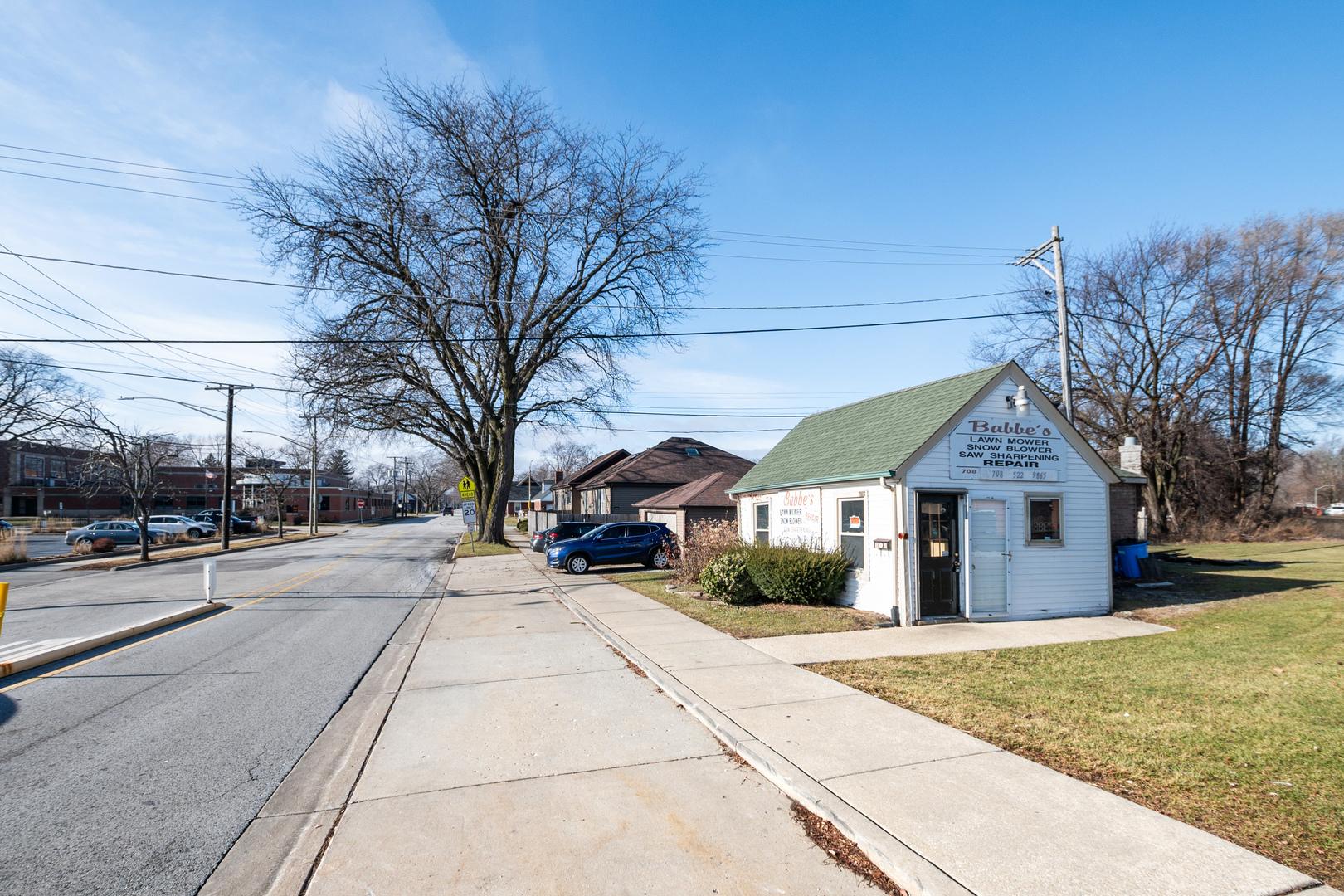 Property Image for 3200 W 94th Street