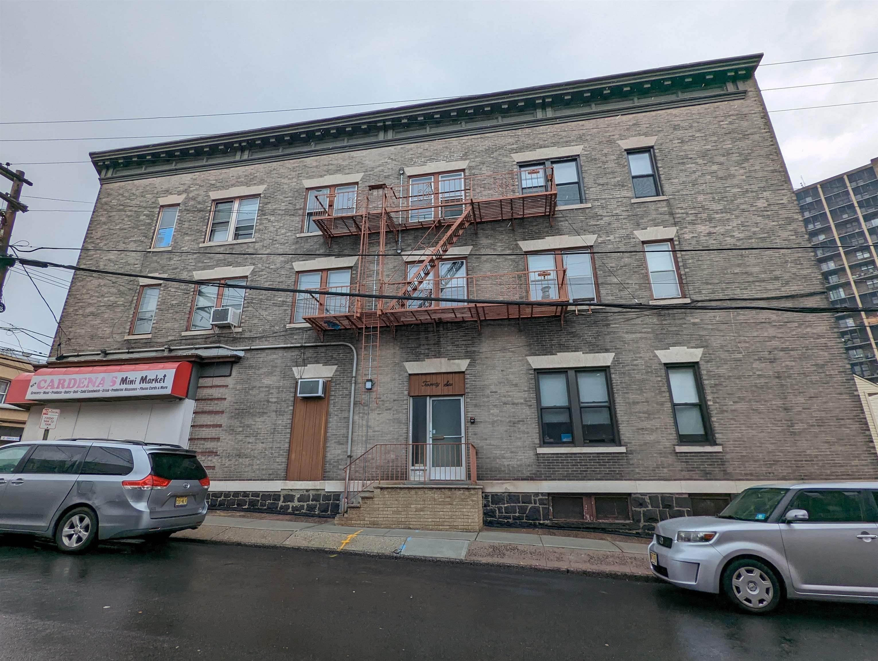 Property Image for 390 Fairview Ave