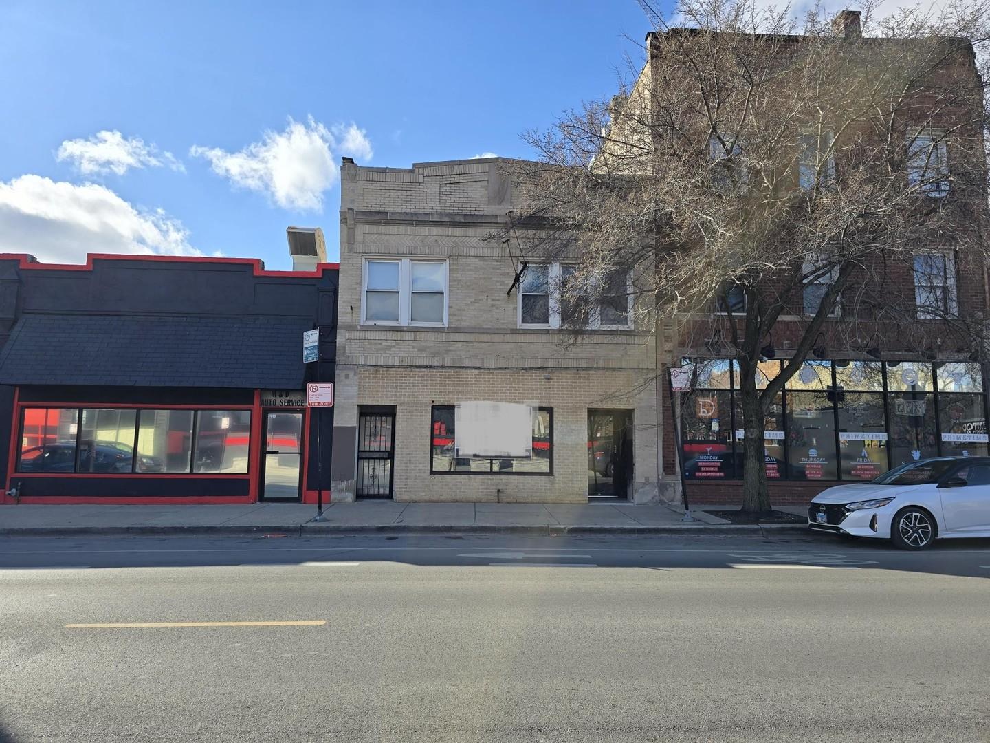 Property Image for 3055 W Lawrence Avenue