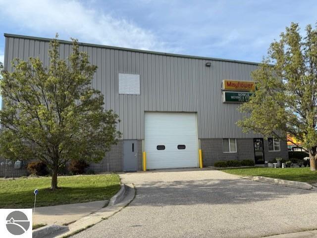 Property Image for 515 Industrial Avenue