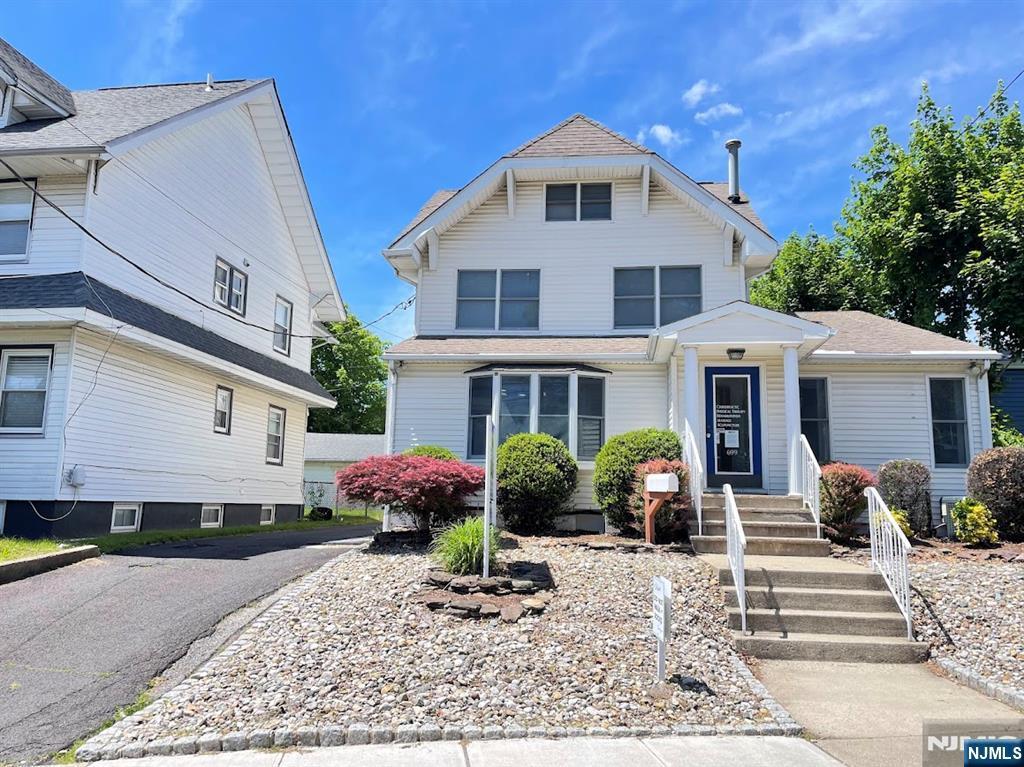 Property Image for 699 Kearny Avenue