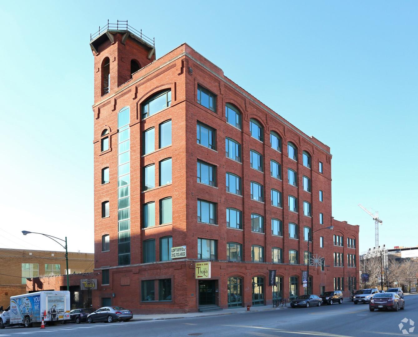 Property Image for 845 W Chicago Avenue