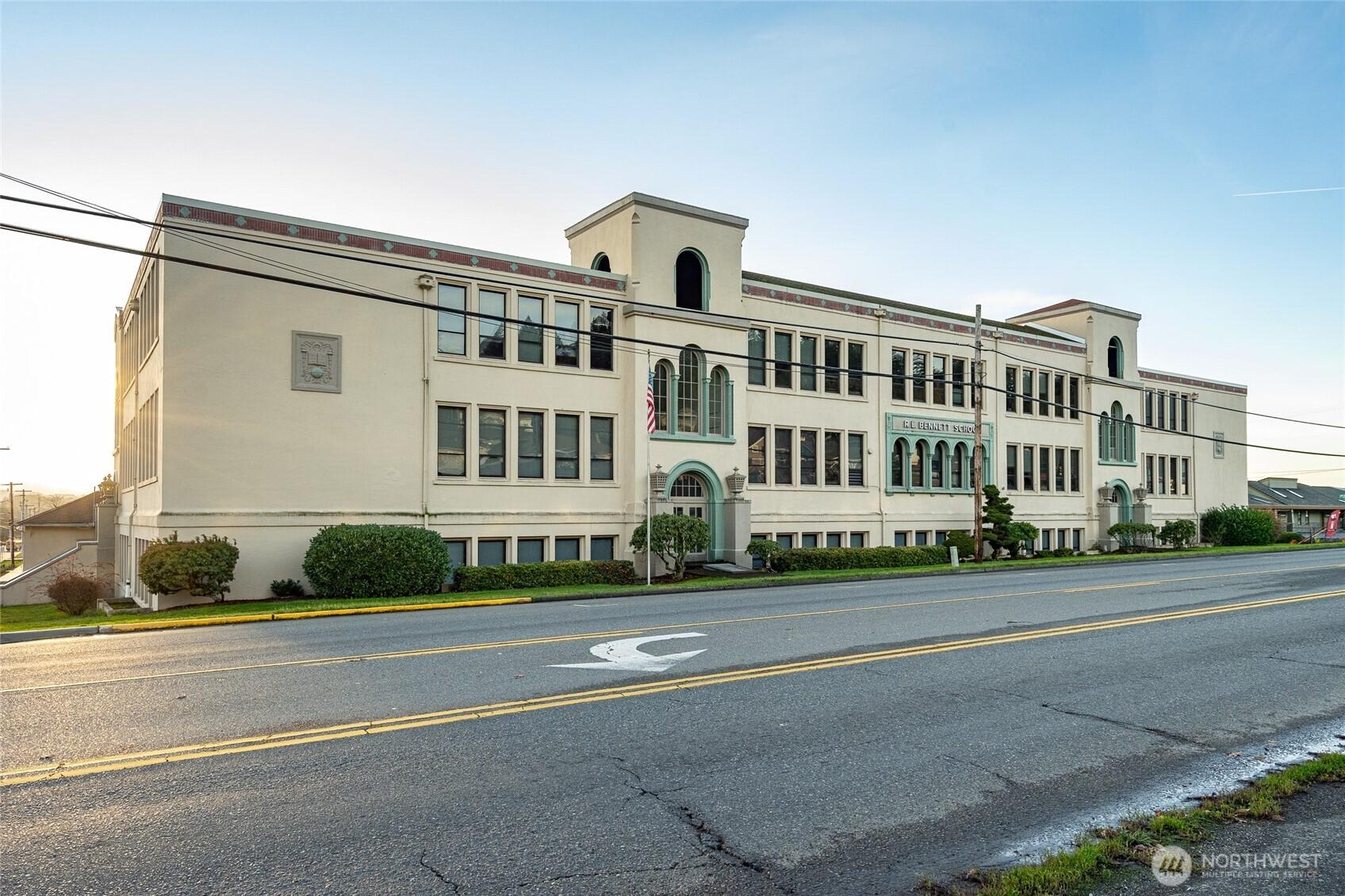 Property Image for 233 S Market Boulevard