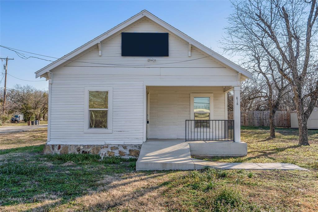 Property Image for 818 N 9th Street