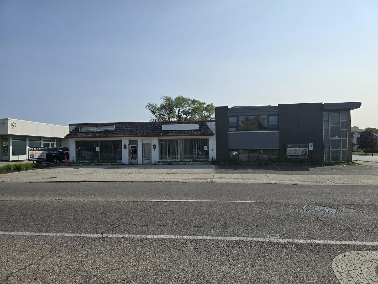 Property Image for 6731-6733 N Lincoln Avenue