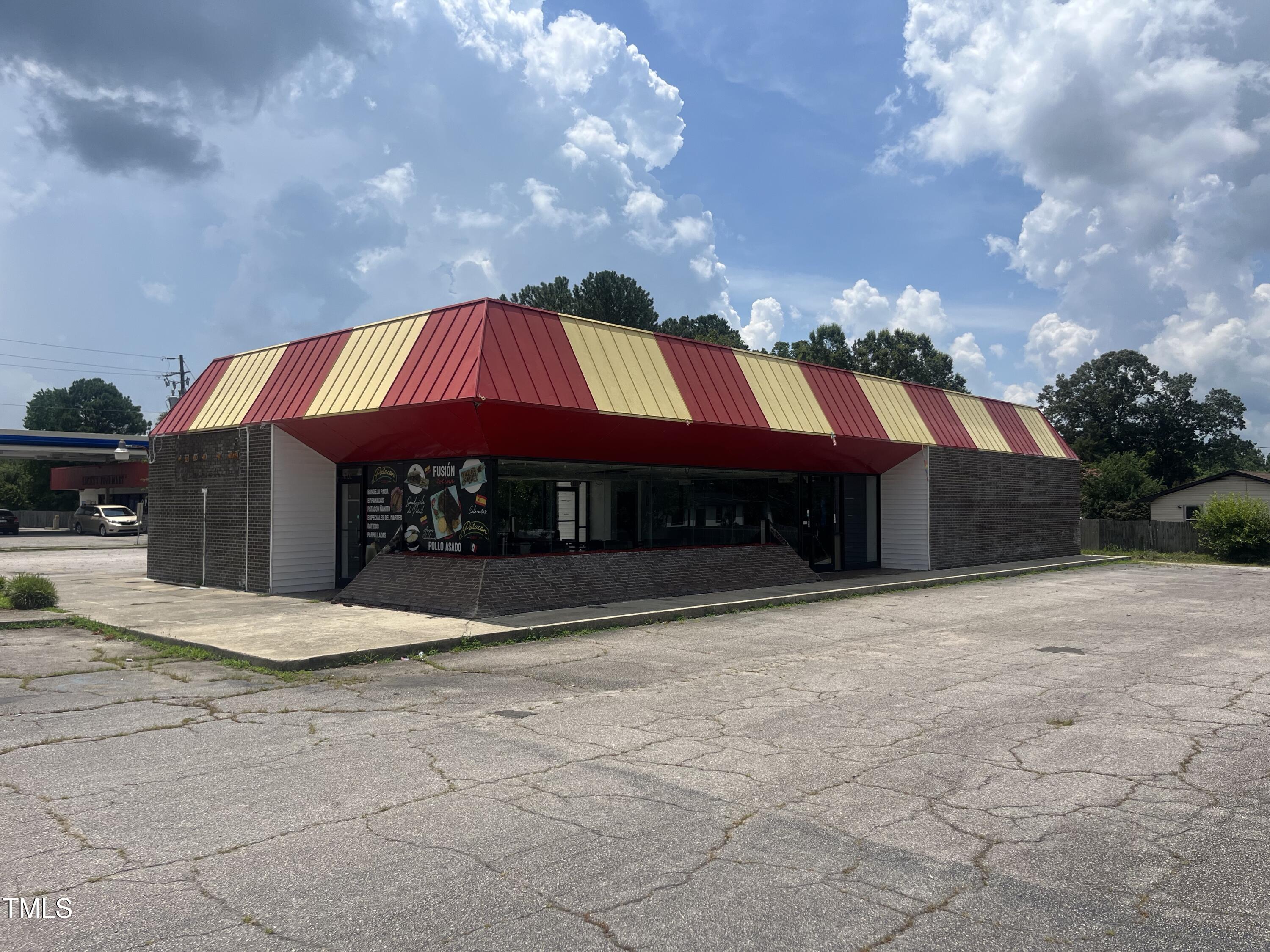 Property Image for 1202 E Andrews Avenue