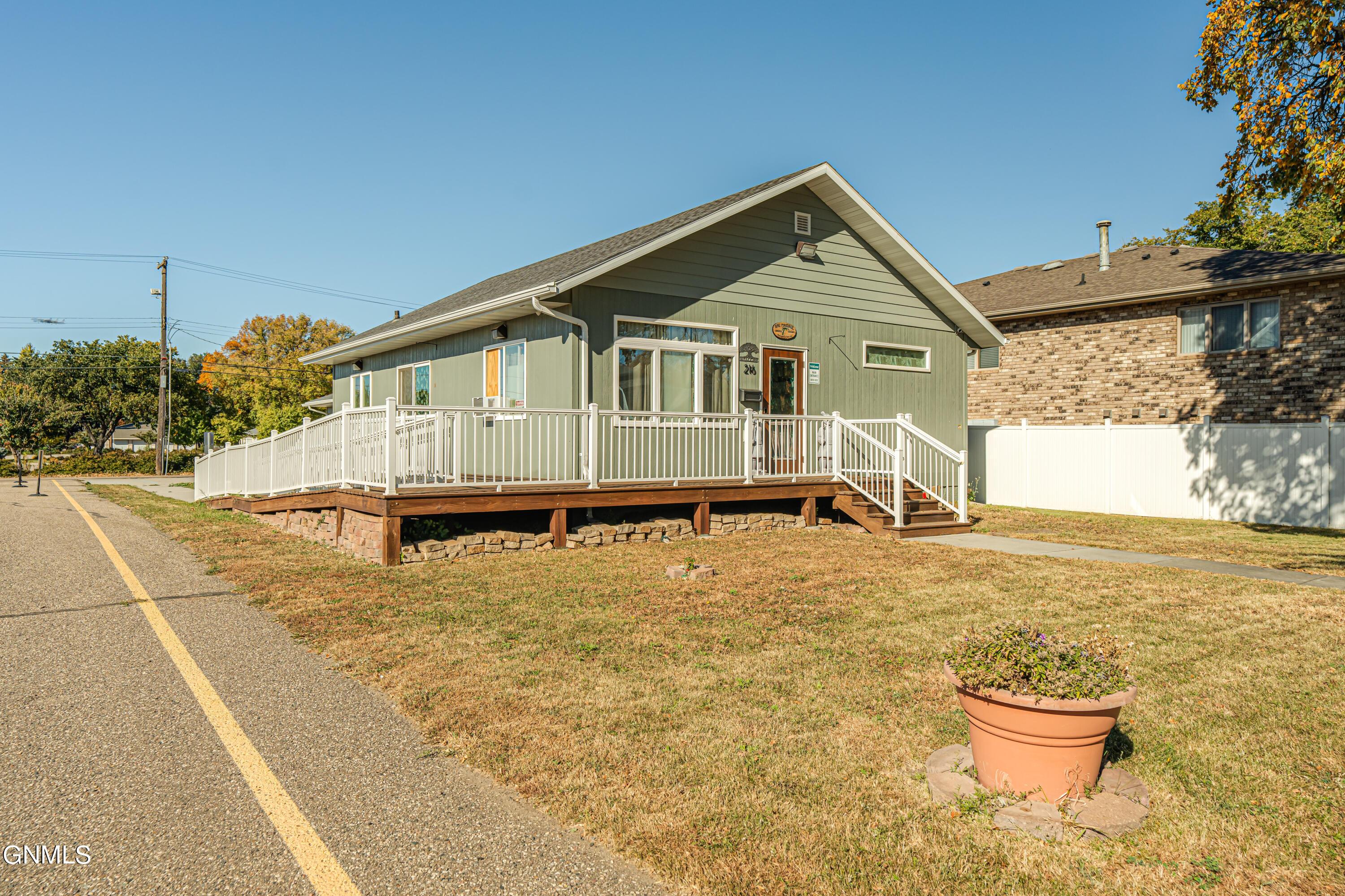 Property Image for 216 N 14th Street