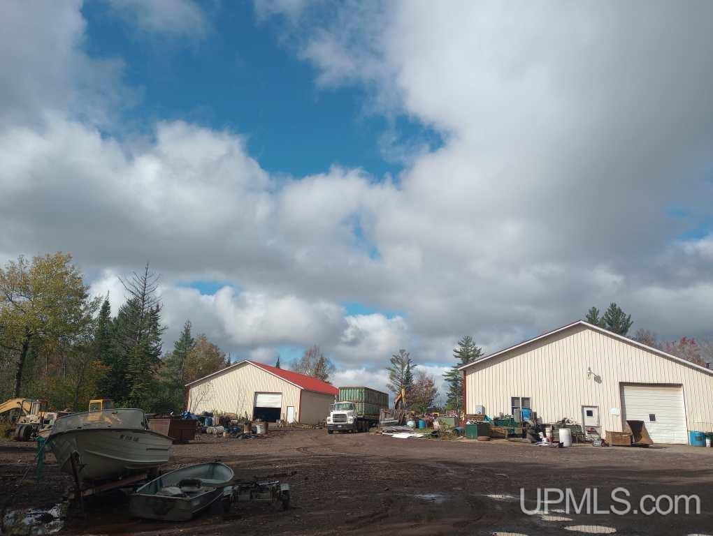 Property Image for 54921 Us41