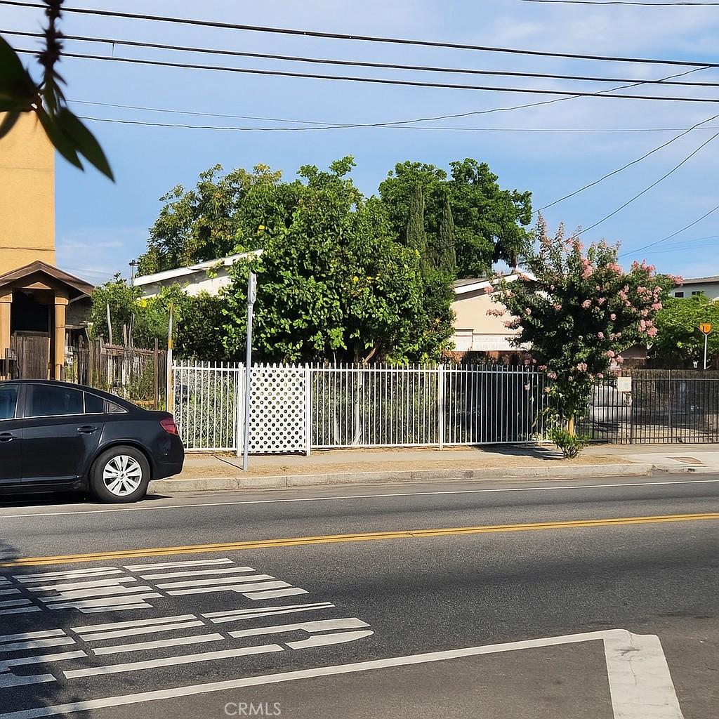 Property Image for 10408 Wilmington Avenue