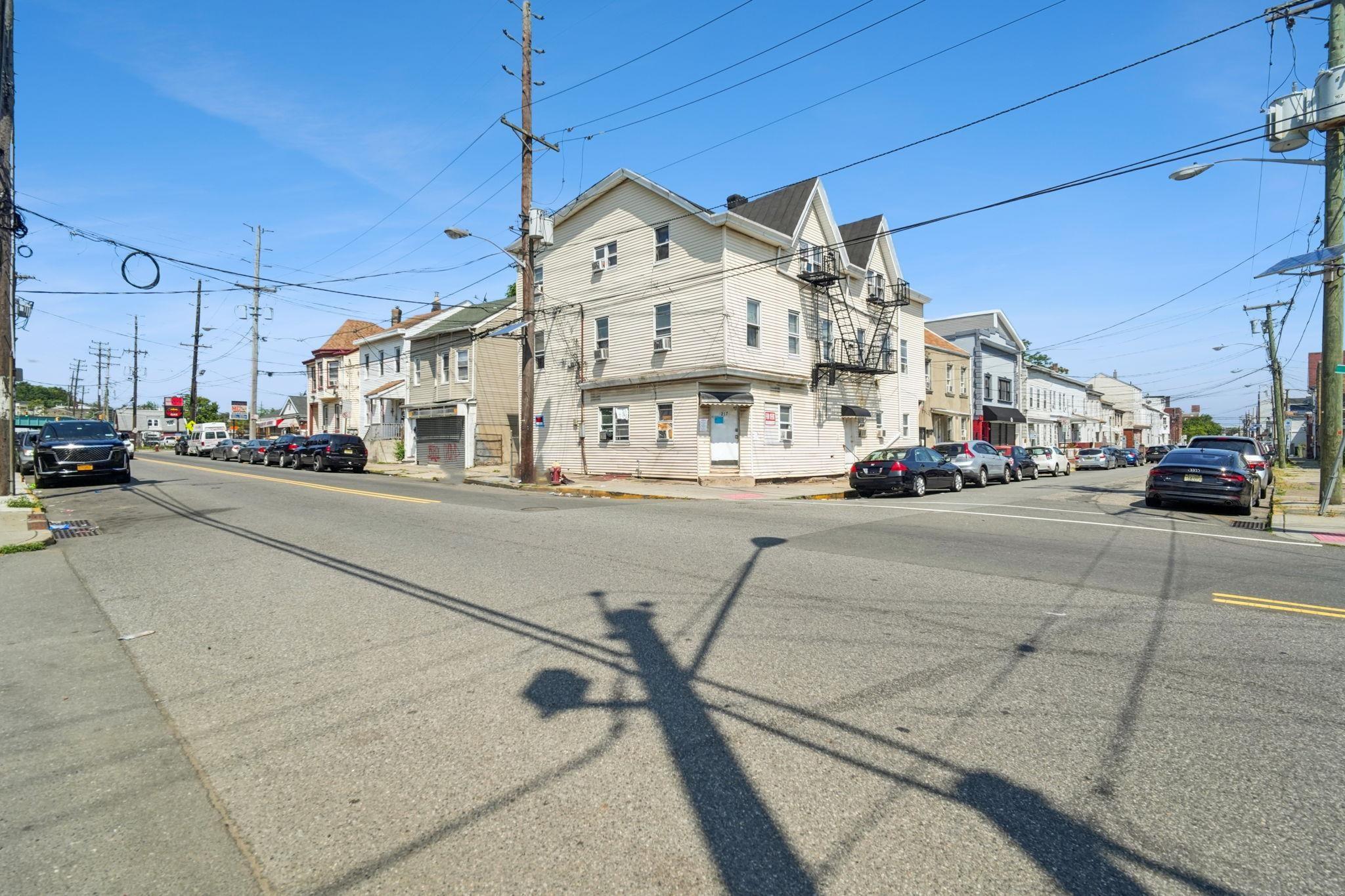 Property Image for 196-198 Beech St