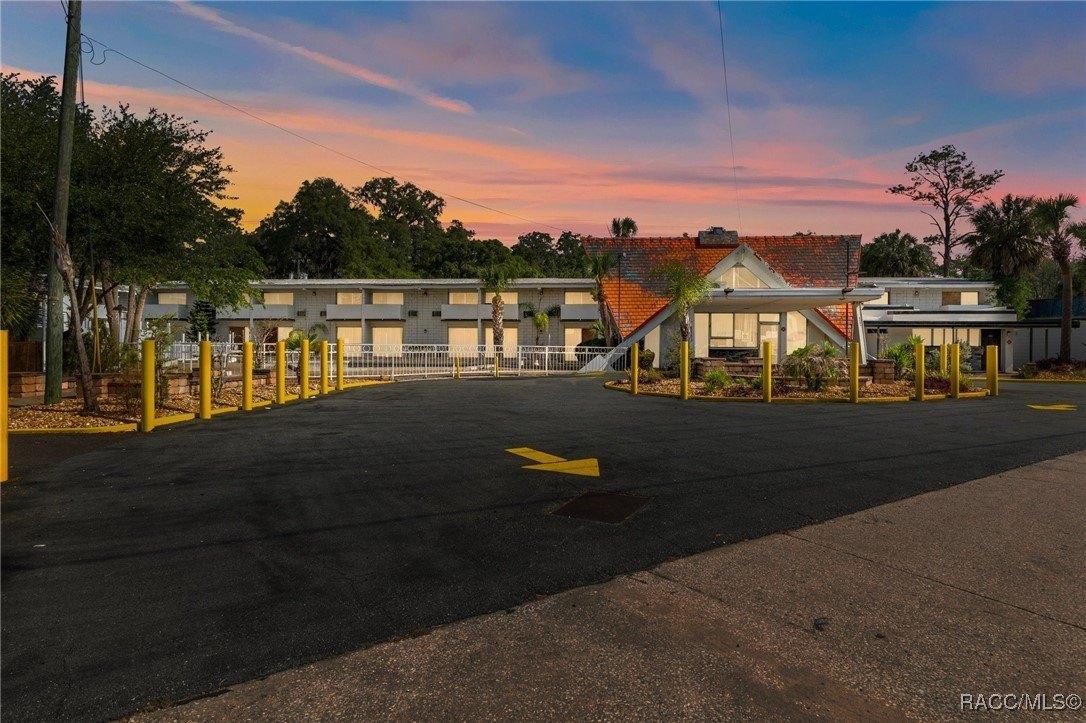Property Image for 5565 E Silver Springs Boulevard