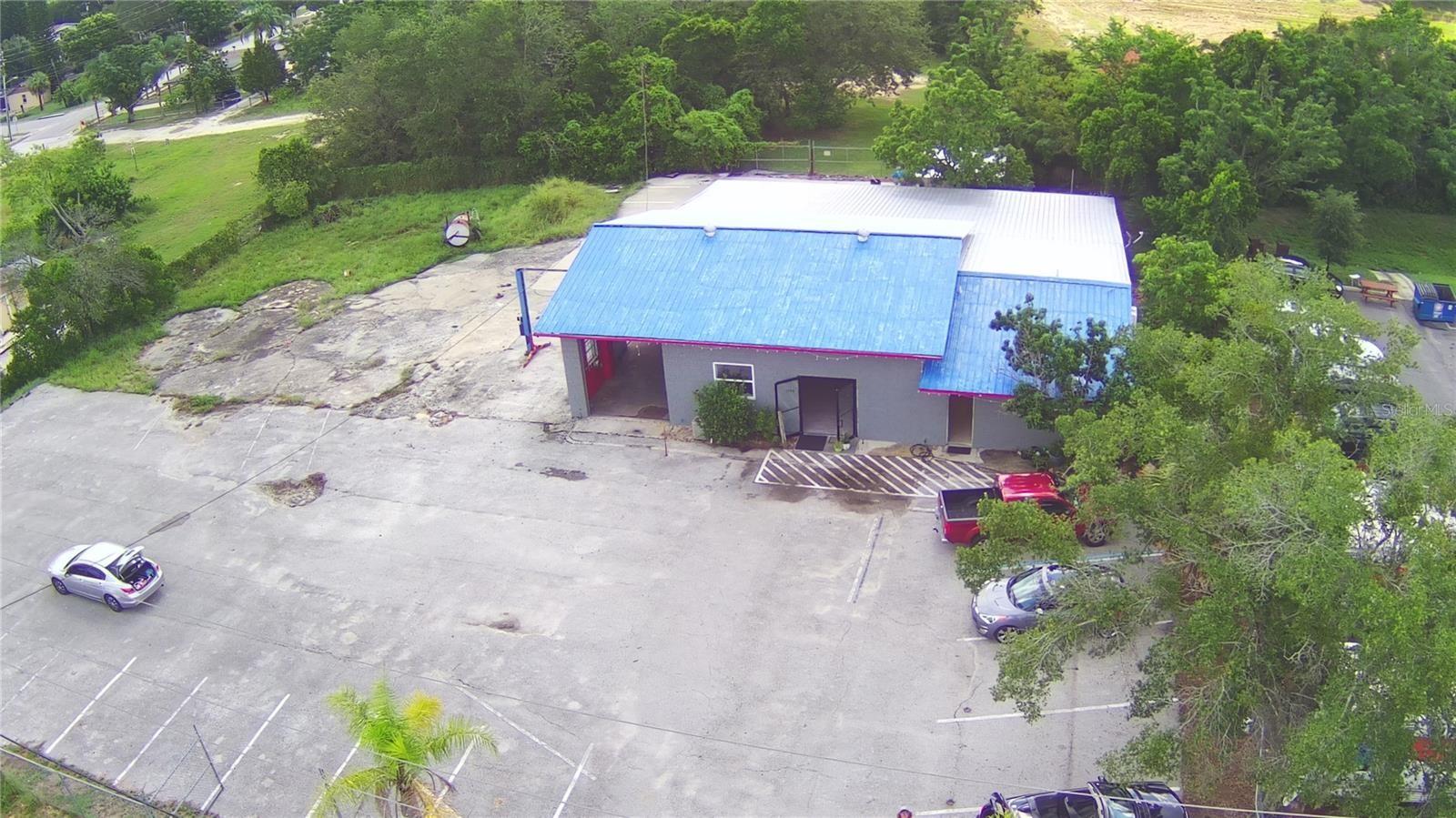 Property Image for 1307 Us Highway 17 92 N