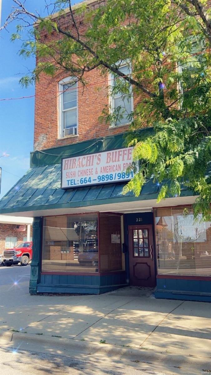 Property Image for 221 W College Avenue
