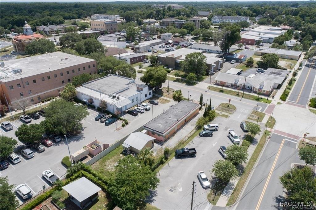 Property Image for 124 N Apopka Avenue