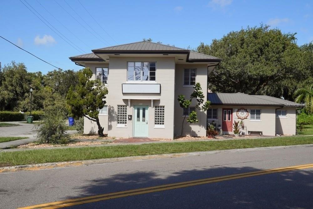 Property Image for 600 Avenue B Nw