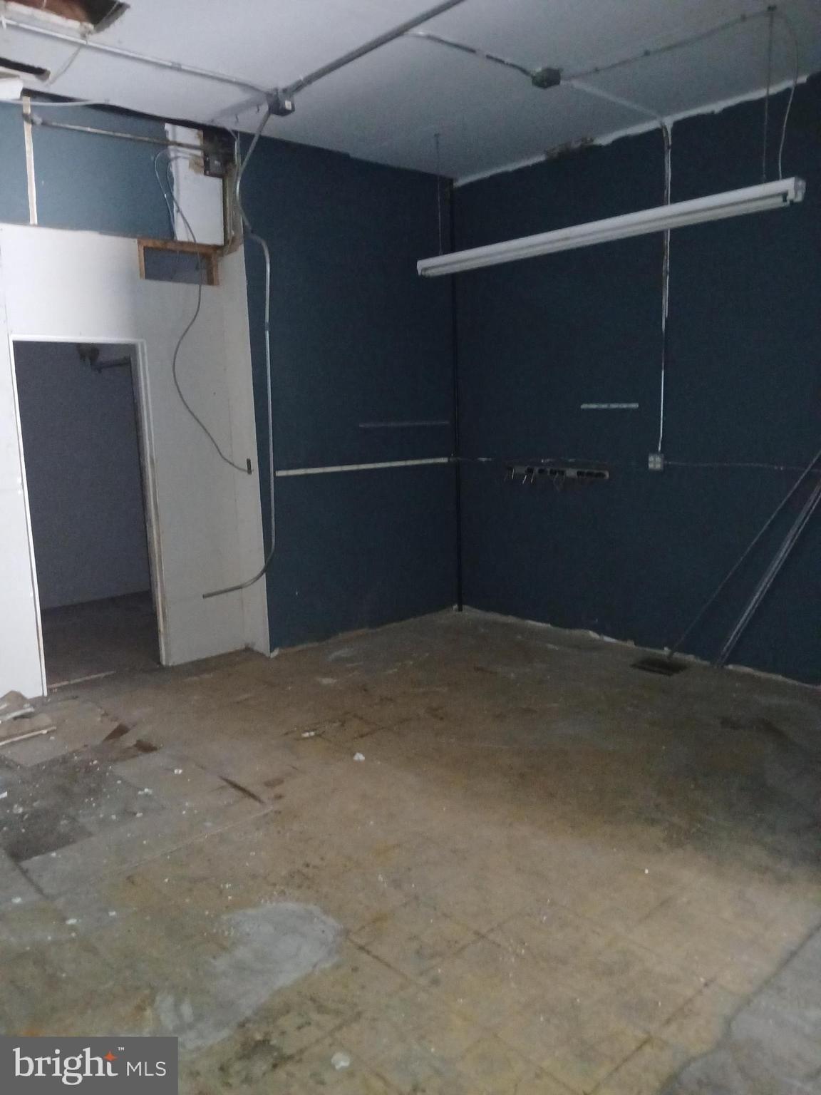 Property Image for 502 High Street N