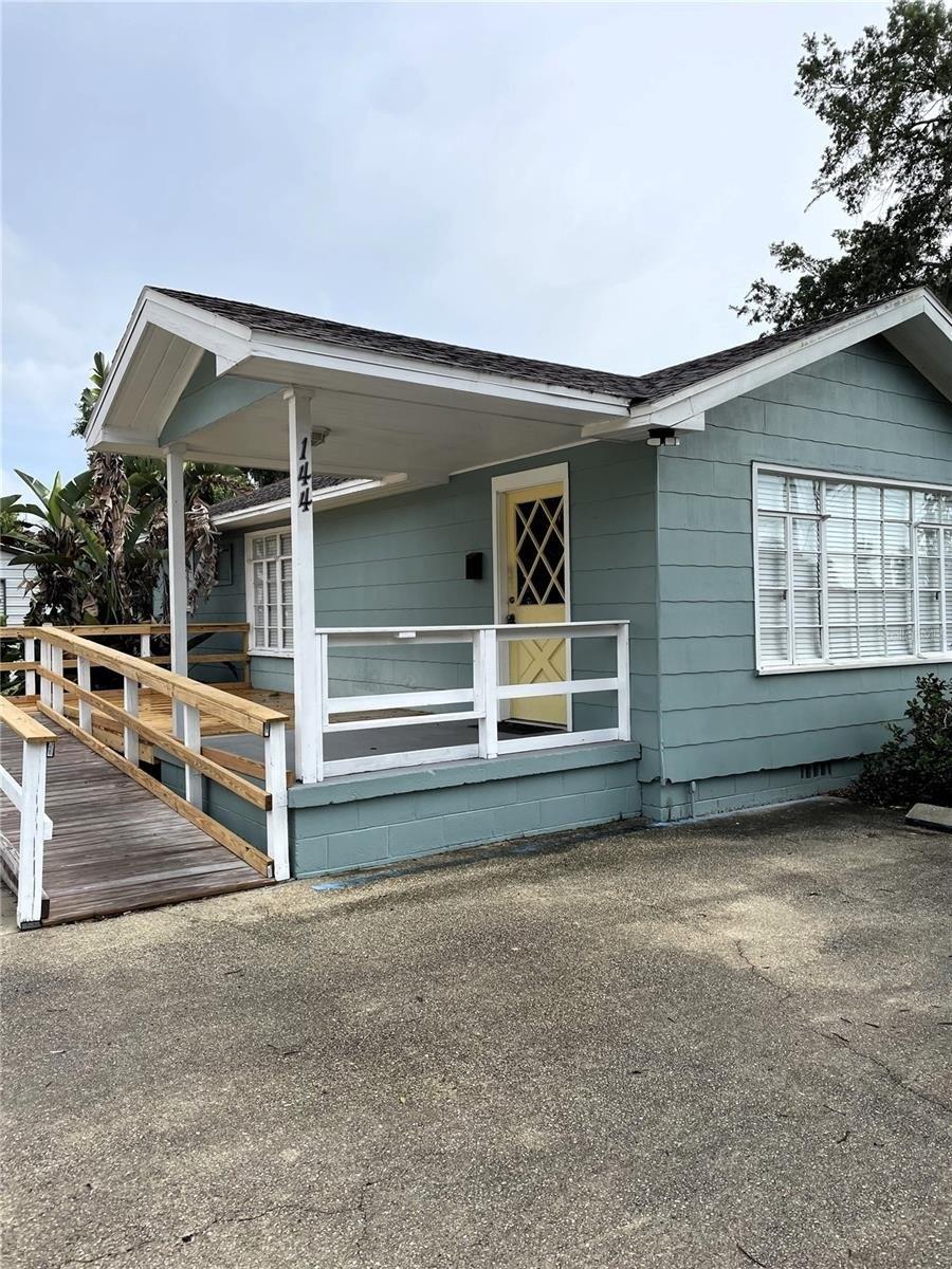 Property Image for 144 Avenue B Sw