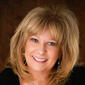 Headshot of Elaine Kingry