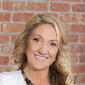 Headshot of Angela Averill of Angela Averill Team