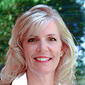 Headshot of Kari Mangola of Hare & Associates